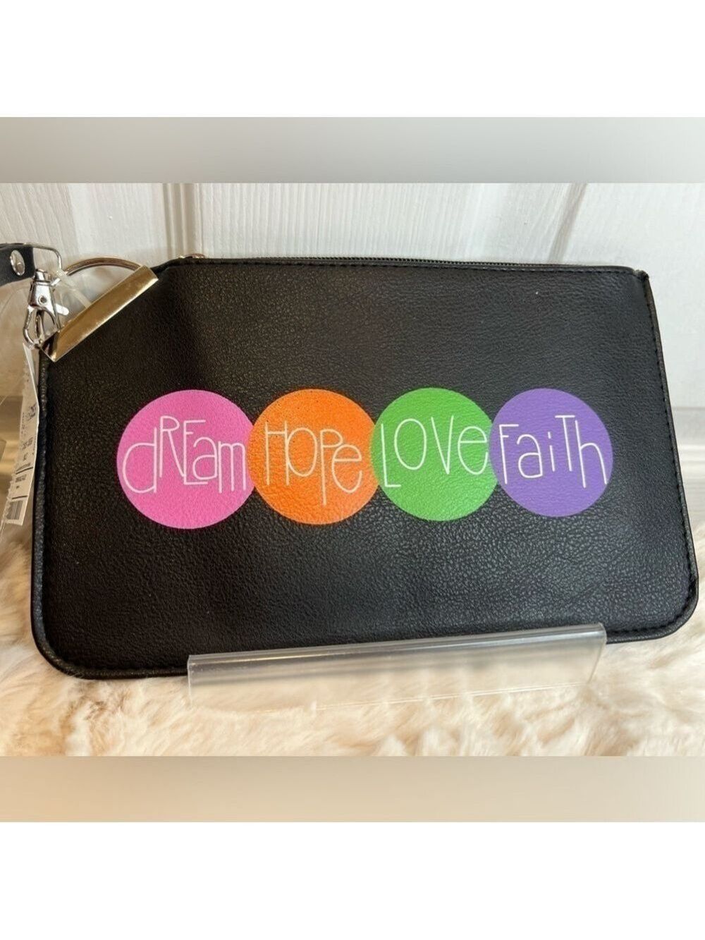 VEGAN WRISTLET/CLUTCH
